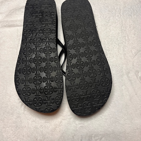 Tory Burch Black Platform Flip Flops with Gold Logo - Picture 3 of 4
